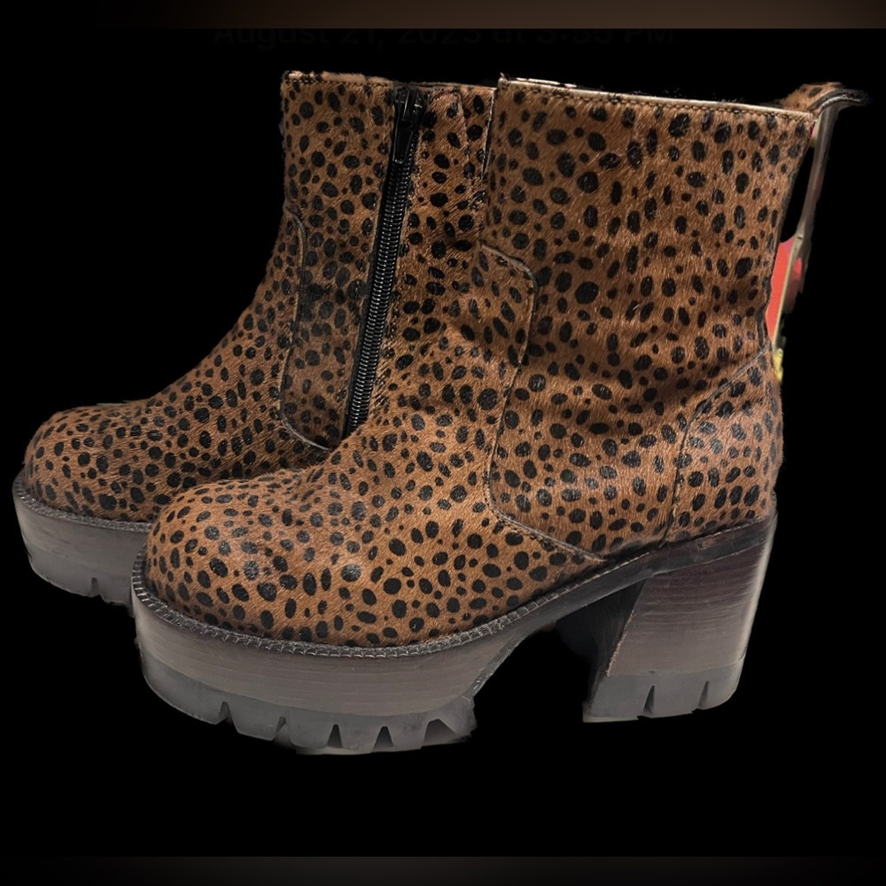 Jeffrey Campbell Quavo-F in Bown Jaguar, 6.5